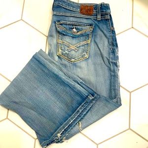 BKE Sabrina stretch Jeans 31 x 35 1/2 Size